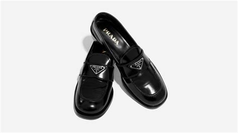 prada sneakers color-block con logo|prada sneakers size guide.